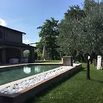Spacious Countryside Escape בית נופש *