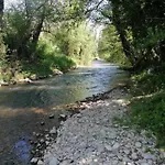 Spacious Countryside Escape בית נופש *