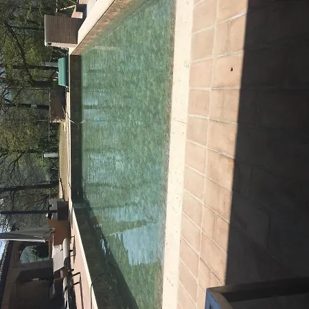 Spacious Countryside Escape *